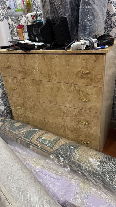 Продается спальный гарнитур россиского производства