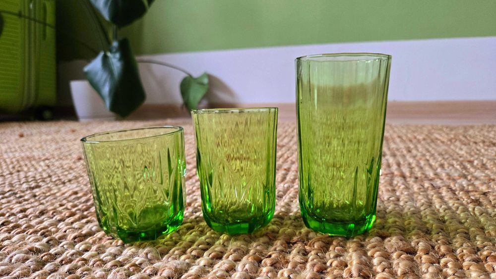 Стъклени винтидж чаши Pasabahce - 14 бр, зелено стъкло