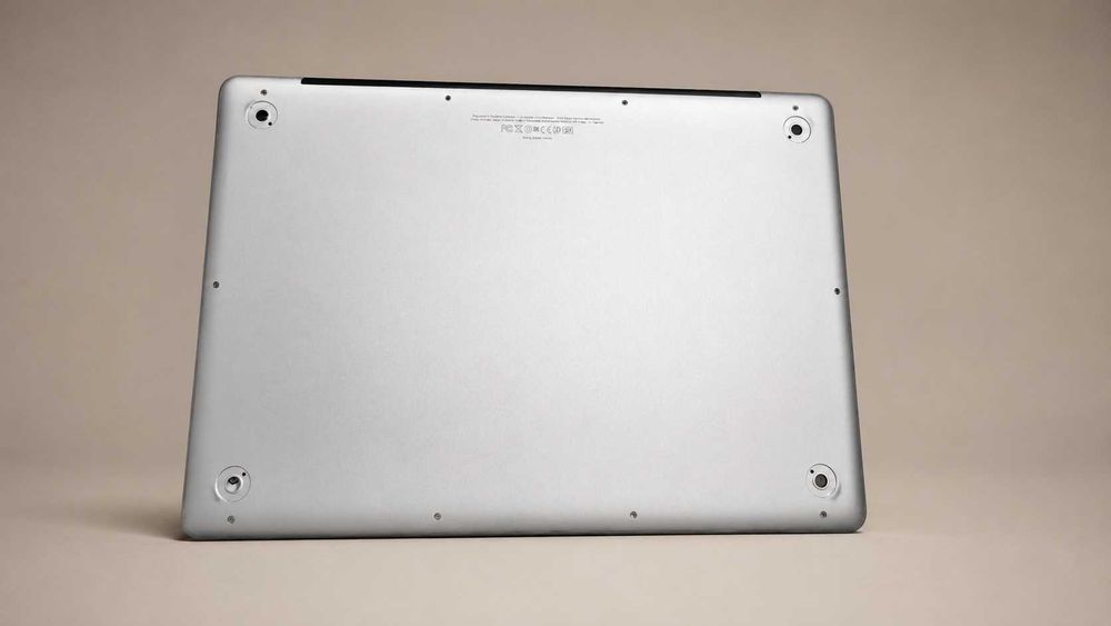 Apple MacBook Pro 15" Early 2011 – Intel Core i7 / 8GB RAM / 500GB