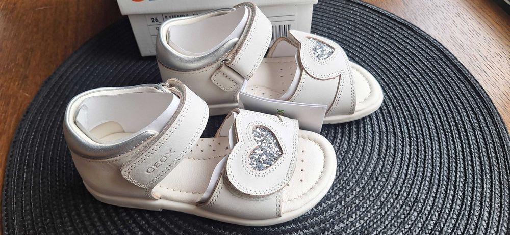 Сандали - чисто нови - Clarks, Geox, Biomecanics - н. 26