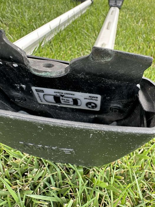 Напречни греди за багажник на кола -оригинални на BMW