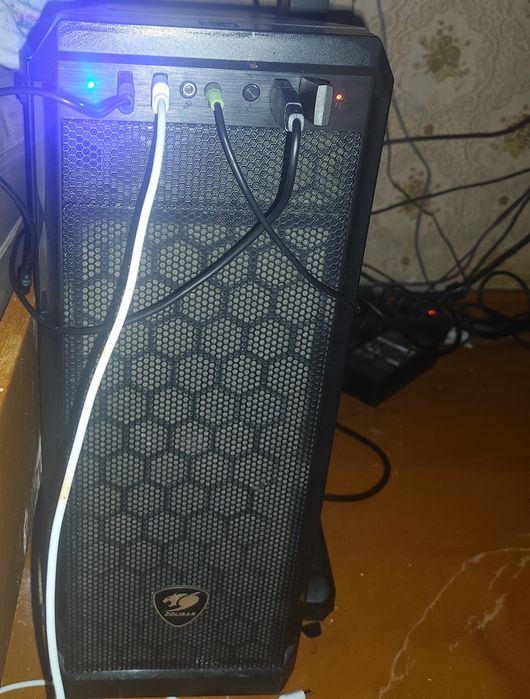 Продам компьютер 4060,без гарнитуры