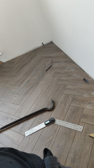 Укладка ламината и паркетной доски