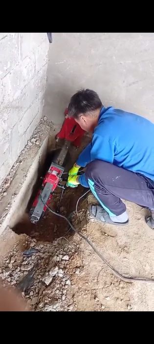 Копка ям , траншей септиков