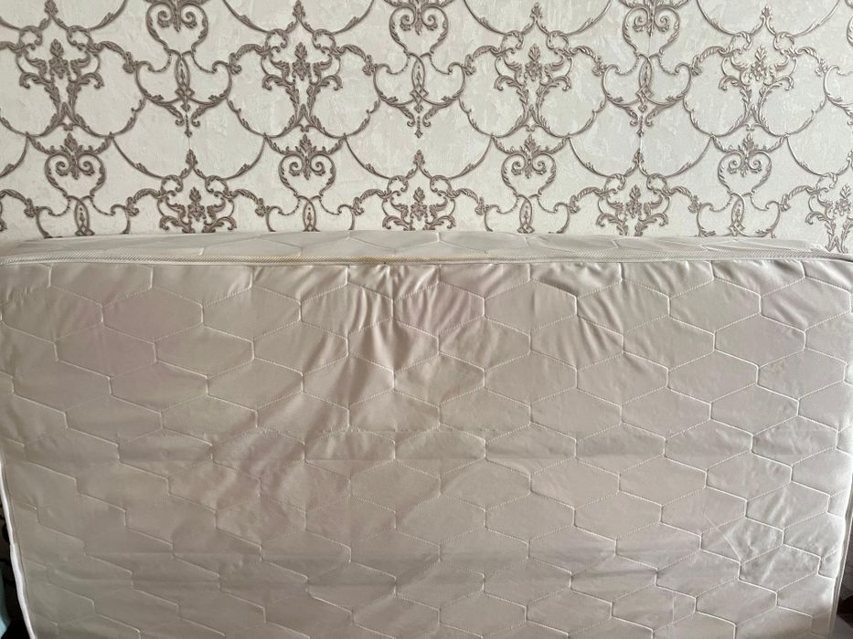 Продам кровать полуторка и односпалка