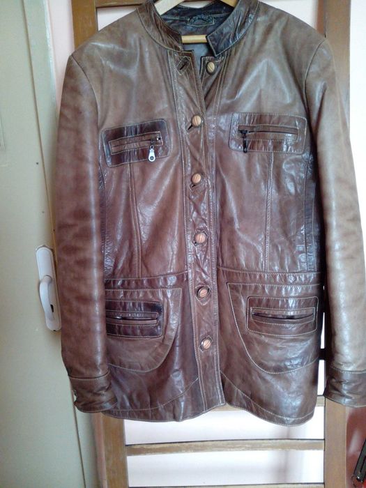 Дамско кожено яке