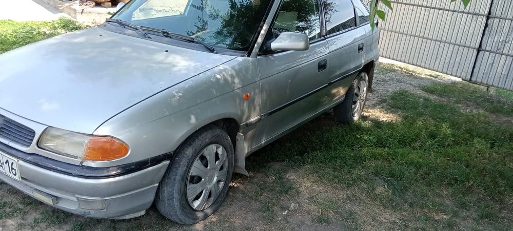 Опель астра хэтчбэк 1997г в