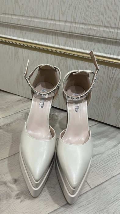 Продам туфли 36 размера