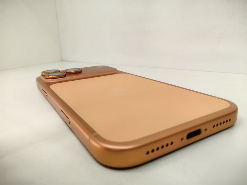 Хб! Iphone 17 Pro Max 256 11Цикъла Гаранция.