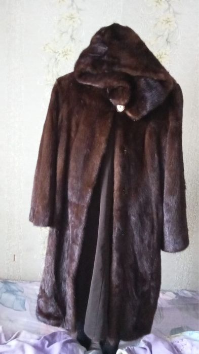 Продается    шубу