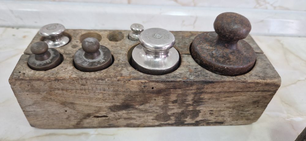 Теглилки за стар кантар соц