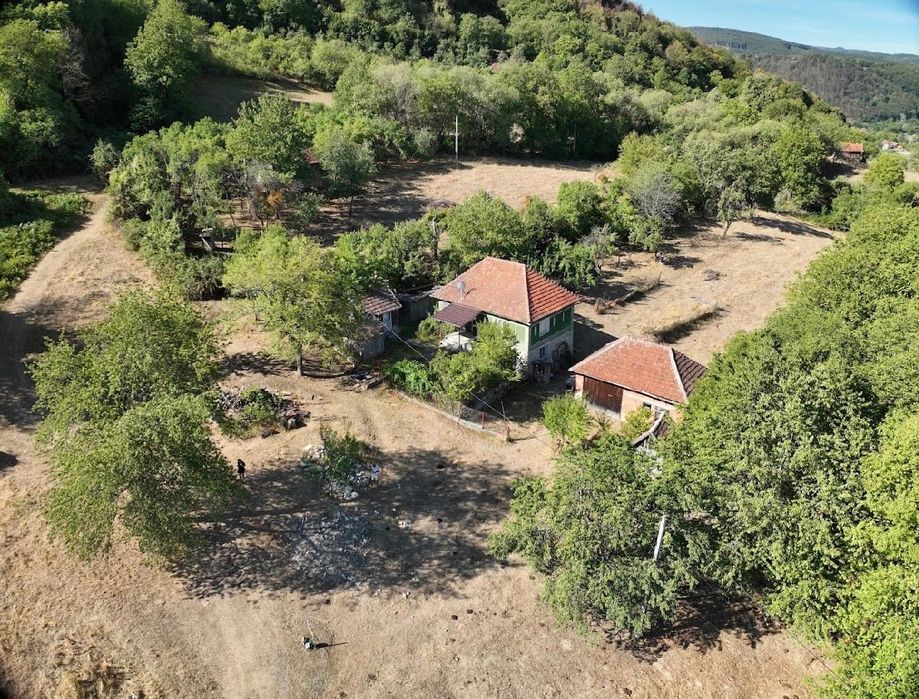 Vânzare casă la munte