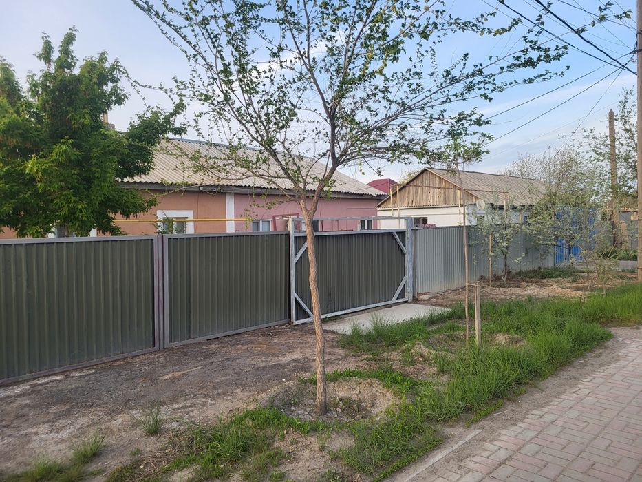 Срочно! Продам частный дом в центре города.