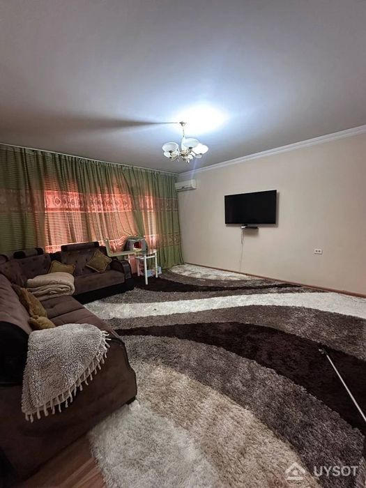 Продам 2 комнатная Дархан срочно