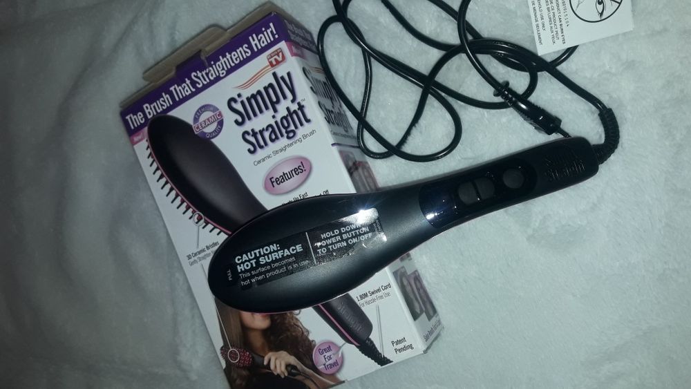 Керамична оригинална четка Simply Straight за изправяне на коса.