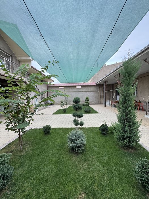 Kotta Hasanboy Ahrorobod mahallasi 6 sotix 10 ta xona 20/30