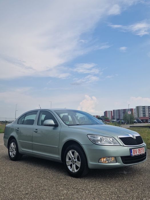 SKODA Octavia 2011 — imagine 2