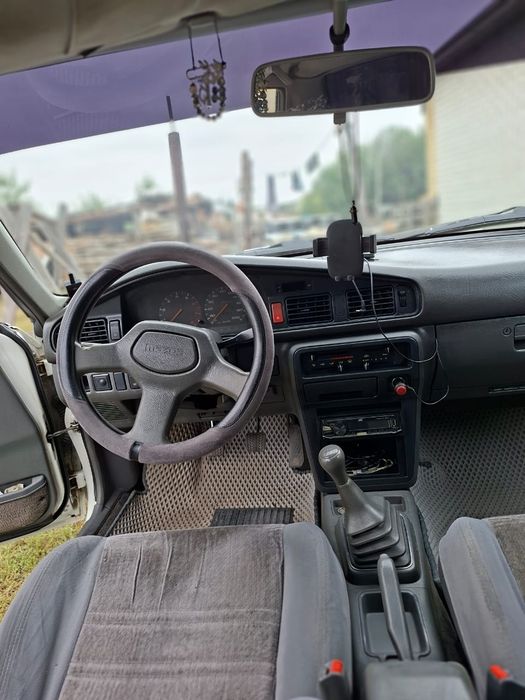 Автомобиль мазда 626