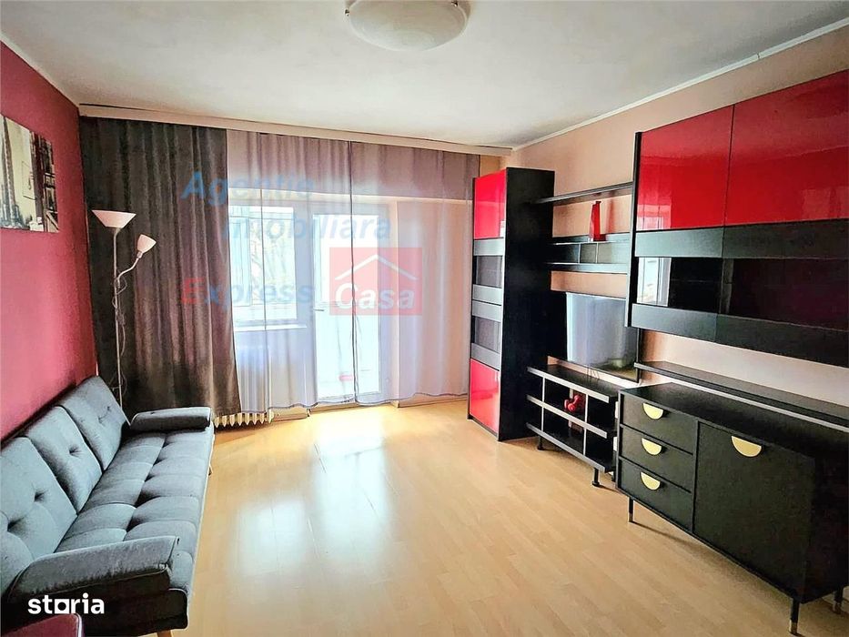 Apartament 3 camere, etaj 1, Pacurari Petru Poni — fotografia 1