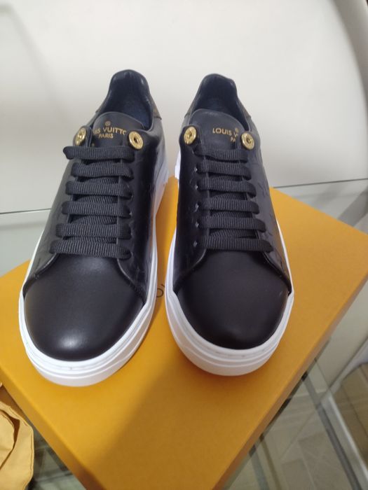 Adidași LV / mărimea 37 / noi in cutie