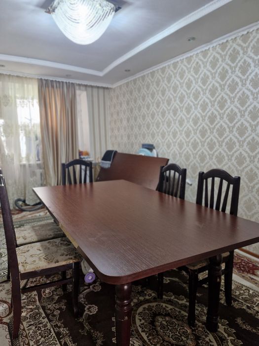 Стол жағдайы жақсы күтіп ұсталған