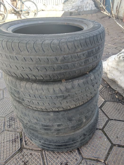 Продам шины летние