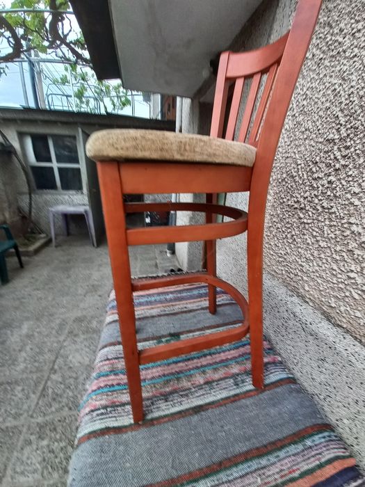 Бар стол        .