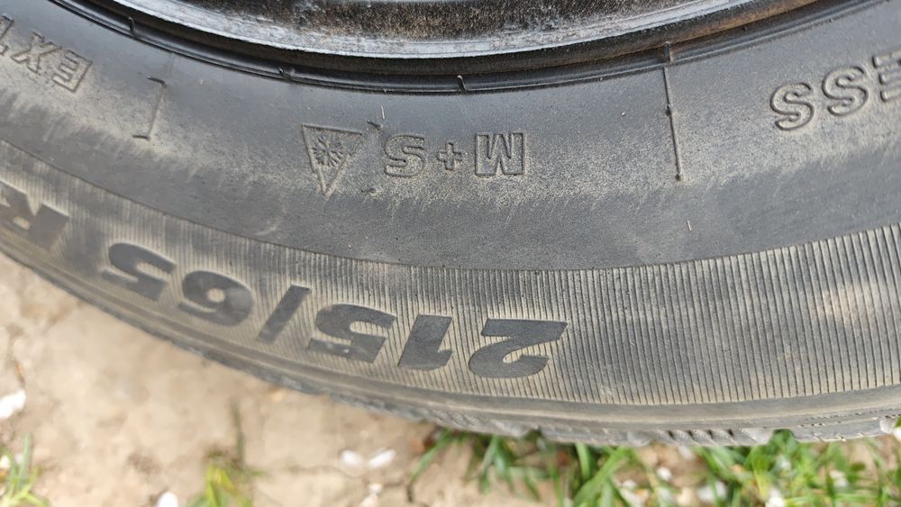 Jante tabla R16 și Cauciucuri M-S Dacia Duster