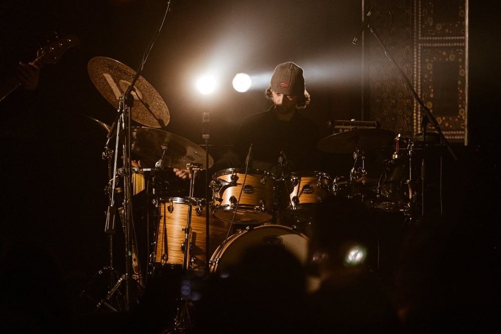 Meditații/ Cursuri de tobe și pian