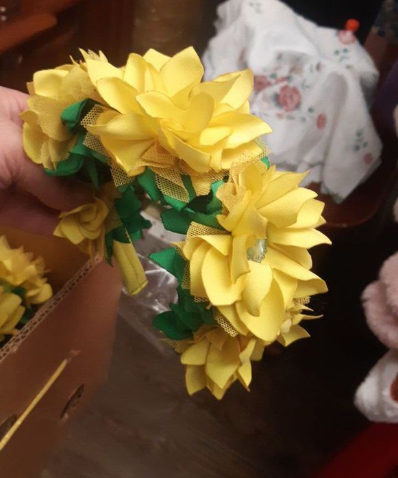 Ободок с цветами