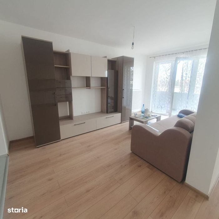 Inchiriez 3 cam Maurer