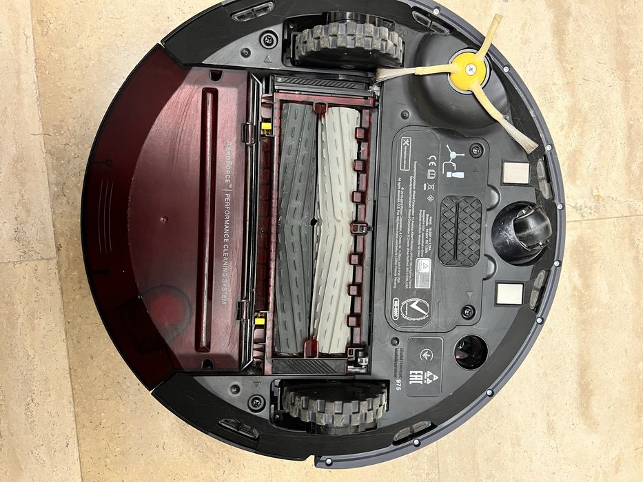 Aspirator inteligent irobot roomba 975, wifi pret 900 lei