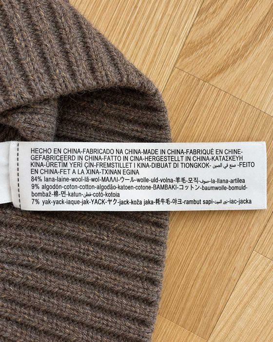 Pulover Massimo Dutti bărbați maro, cu torsade, din lână și yak Mărimea L