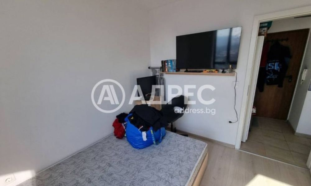 А адрес продава Двустаен апартамент зад НСА