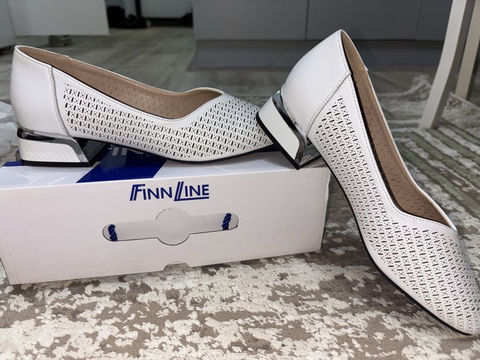 Туфли,новые,удобные,белые