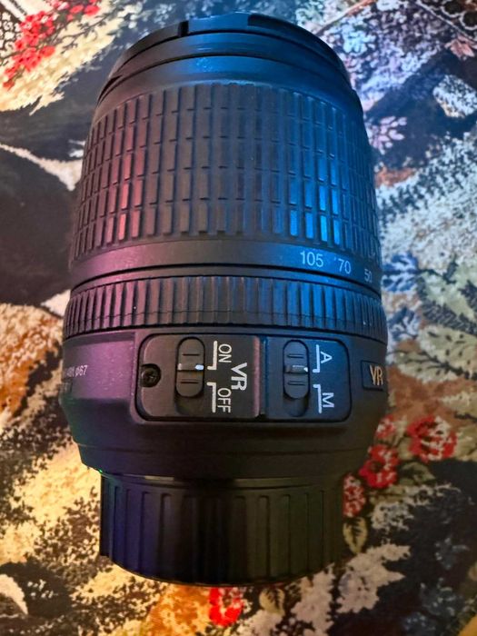 Obiectiv Nikon 18-105