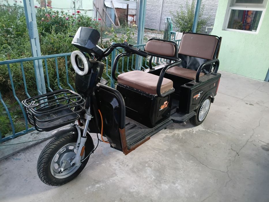 Продам трицикл почти новый
