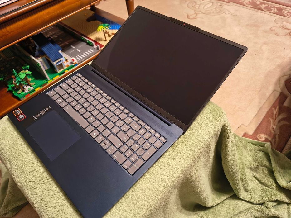 IdeaPad Slim 5, RyzenAI 7 350, 16" OLED, 32GB DDR5, SSD 1TB, Windows11