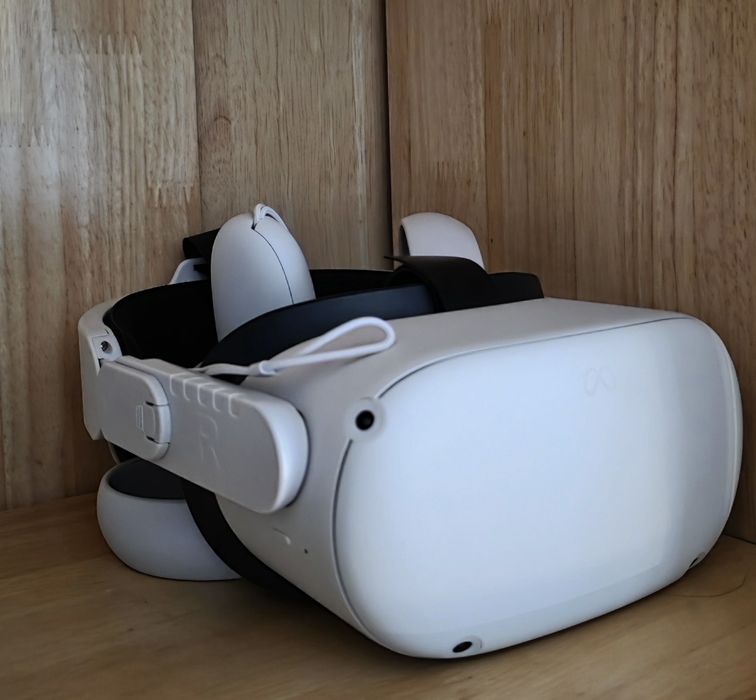 VR-шлем Meta Quest 2 128GB