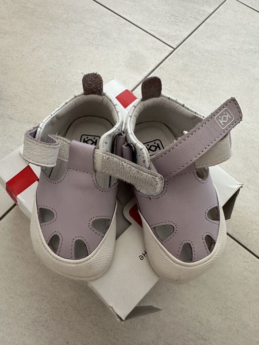 Бебешки обувки колев и колев