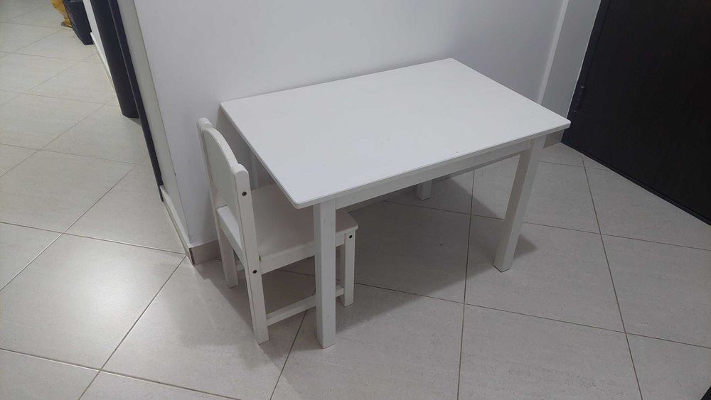 Set masa + scaun copii SUNDVIK IKEA