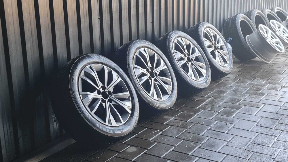 Set jante cu cauciucuri  215/55/R17 PEUGEOT