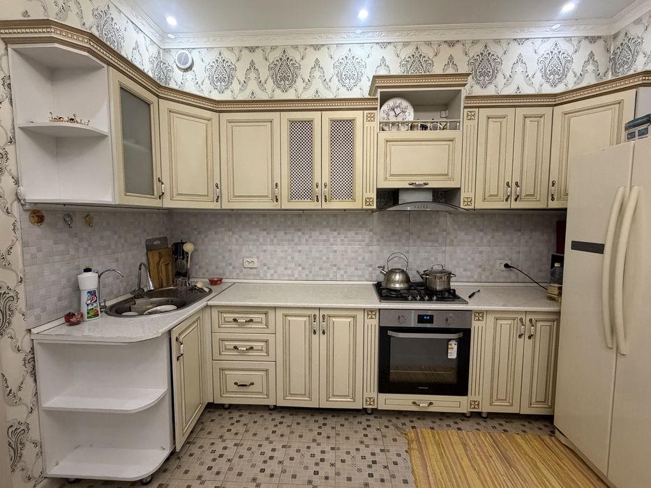 Кухонная мебель продам