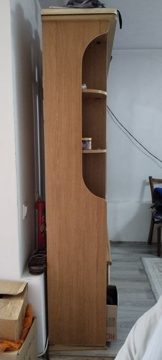 Прохожий шкаф мебель