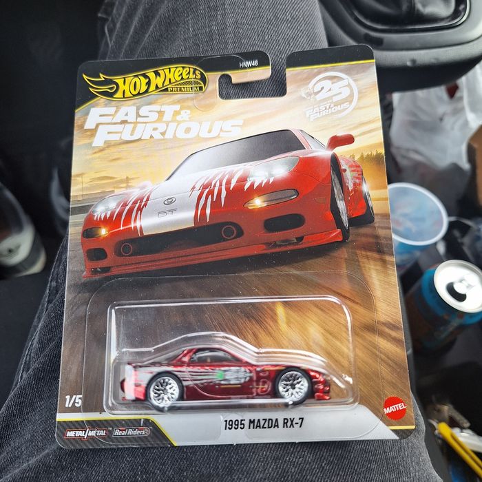 Chase Mazda RX7.