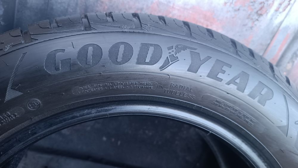 205/60/16 Goodyear