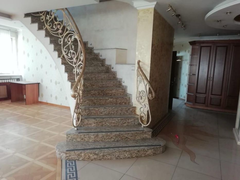 Сдам в аренду квартиру под офис