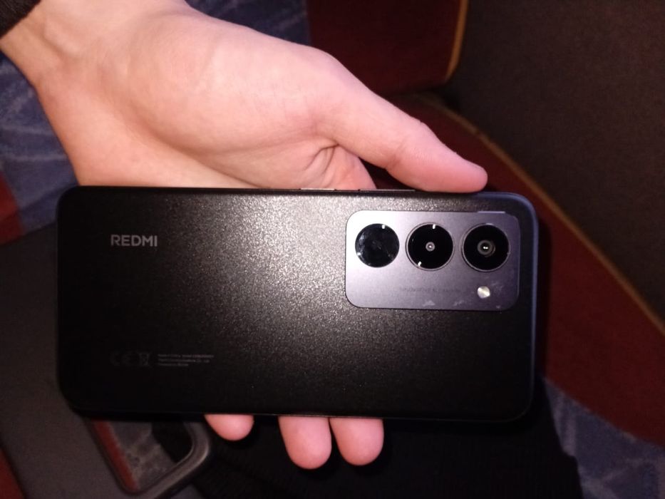 Продам редми 15 256/8