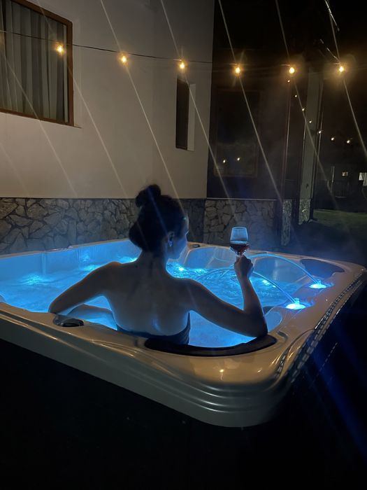 Cazare Pensiunea Vision jacuzzi piscina in Novaci Ranca Transalpina