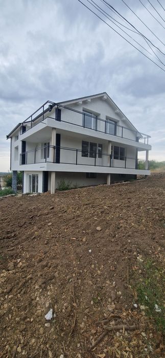 Продава се Къща в Силистра, Изток - 206 кв.м за 718 €/кв.м - Снимка #13